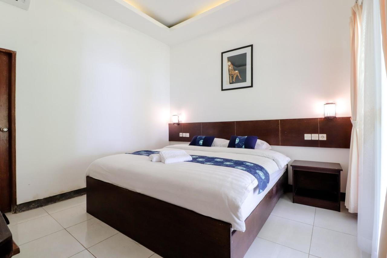 Balkondes Kenalan Hotel Магеланг Екстериор снимка