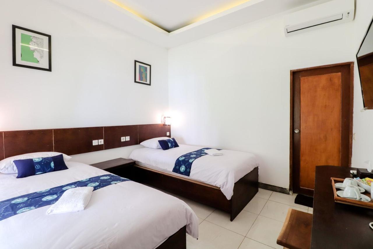 Balkondes Kenalan Hotel Магеланг Екстериор снимка